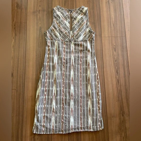 KAVU Rita Sleeveless V-neck Dress, Tan, Black & White Size XS NWOT - Picture 3 of 10